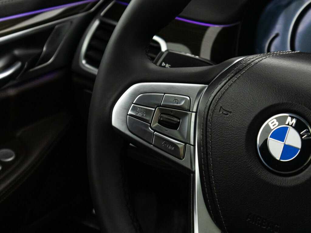 Купить BMW 7 серии с пробегом. Фото: #25