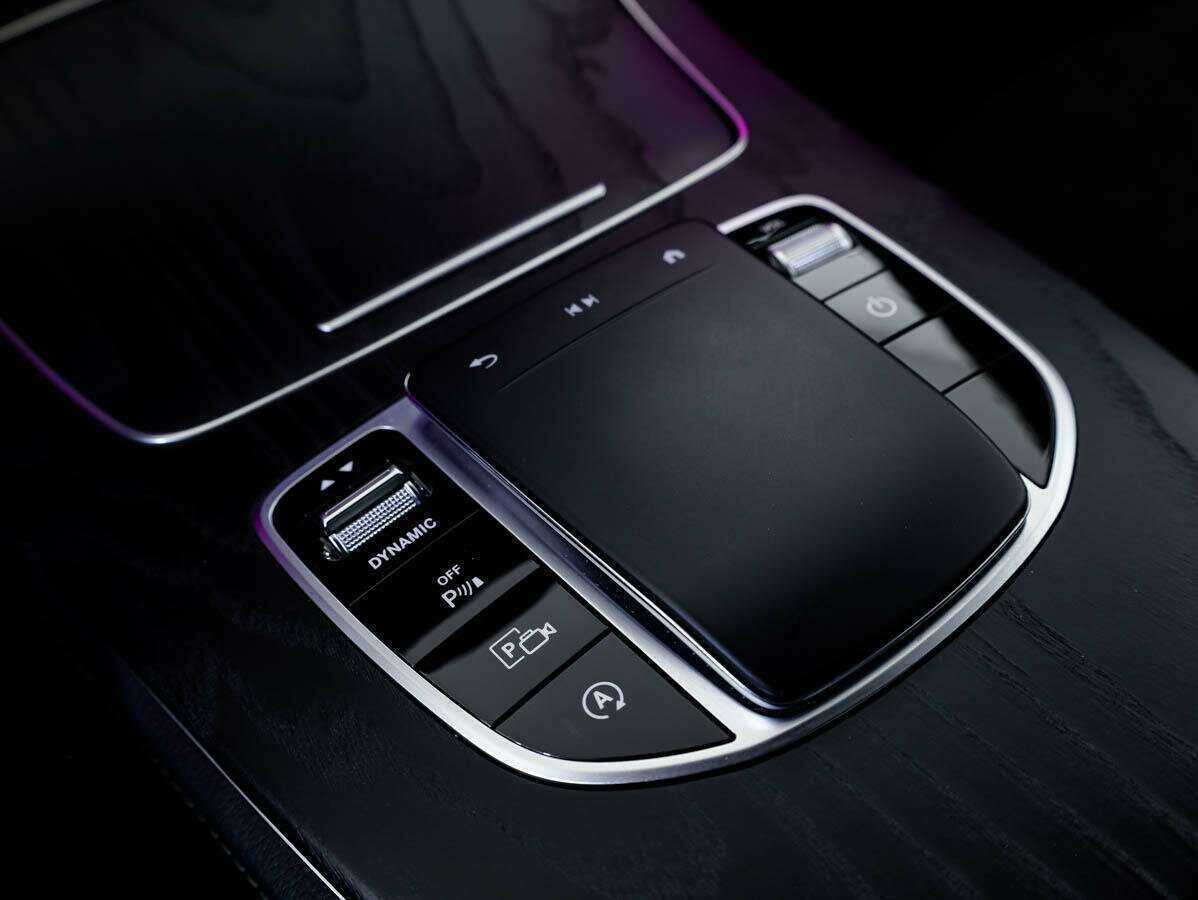 Купить Mercedes-Benz E-Класс с пробегом. Фото: #17