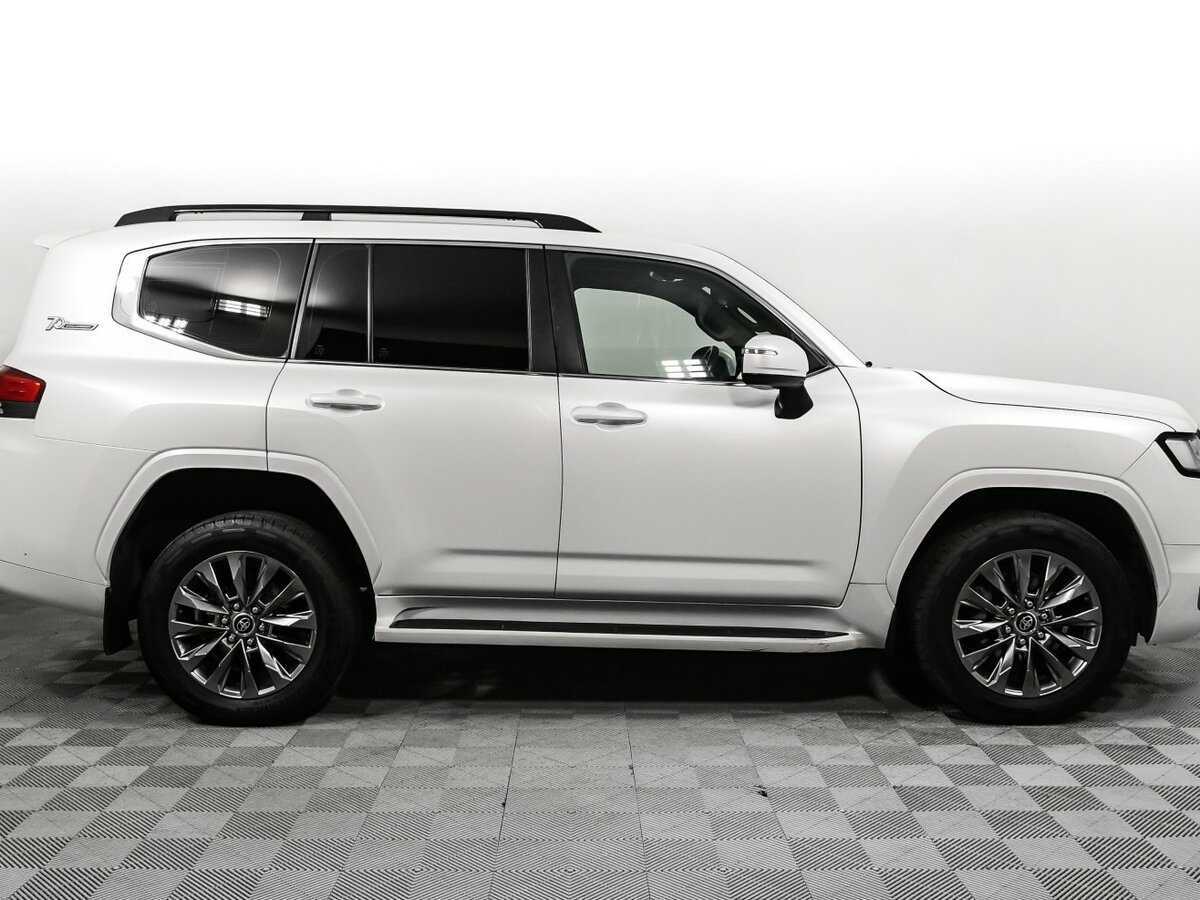Купить Toyota Land Cruiser с пробегом. Фото: #3