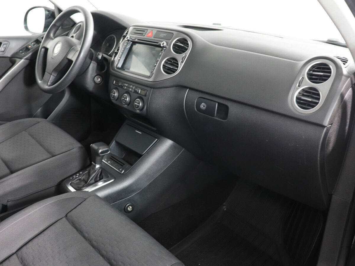 Купить Volkswagen Tiguan с пробегом. Фото: #5