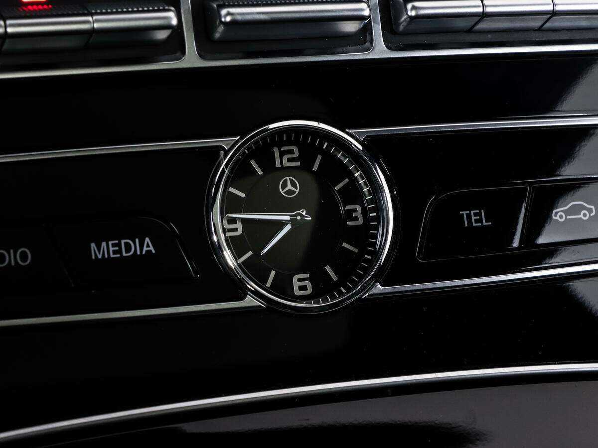 Купить Mercedes-Benz E-Класс с пробегом. Фото: #18