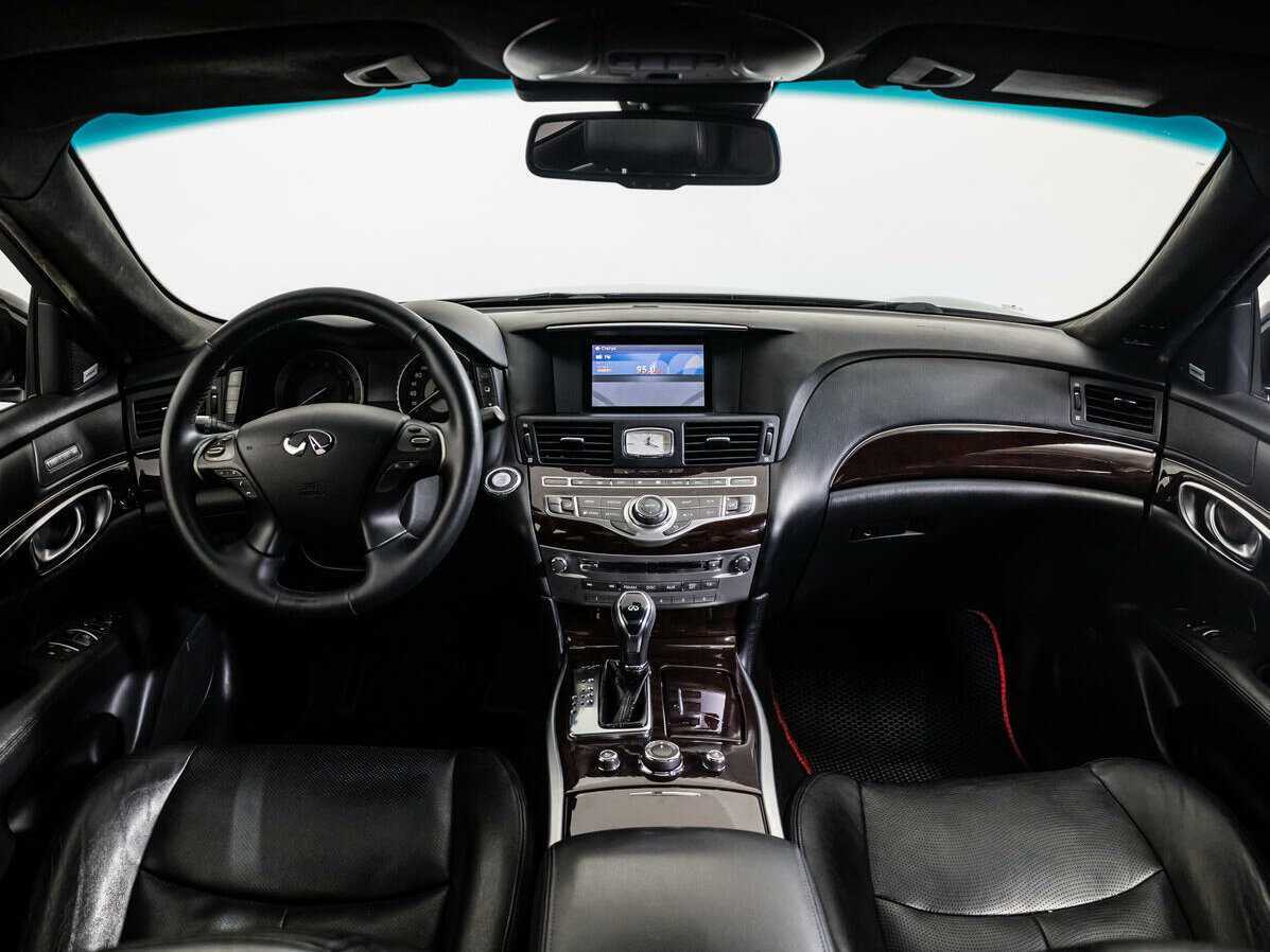 Купить Infiniti M с пробегом. Фото: #11