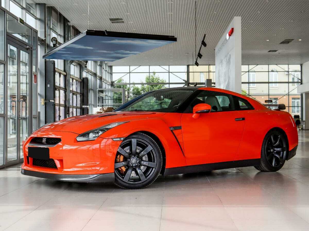Купить Nissan GT-R с пробегом. Посмотреть фото