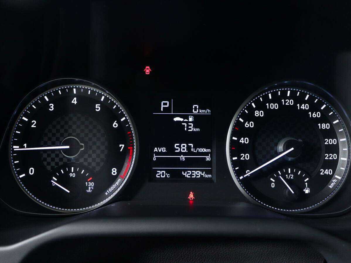 Купить Hyundai Elantra с пробегом. Фото: #7