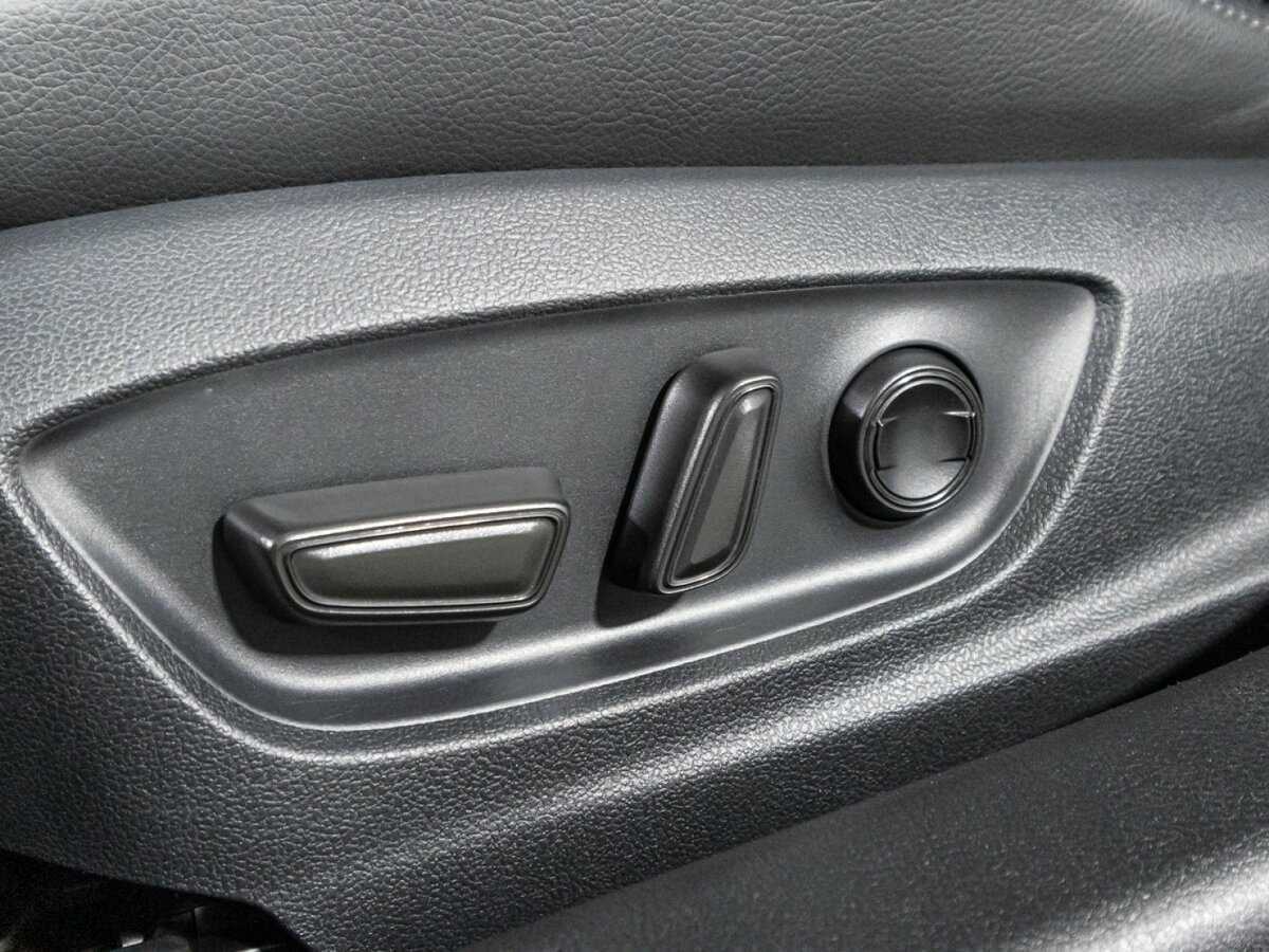 Купить Toyota Camry с пробегом. Фото: #17
