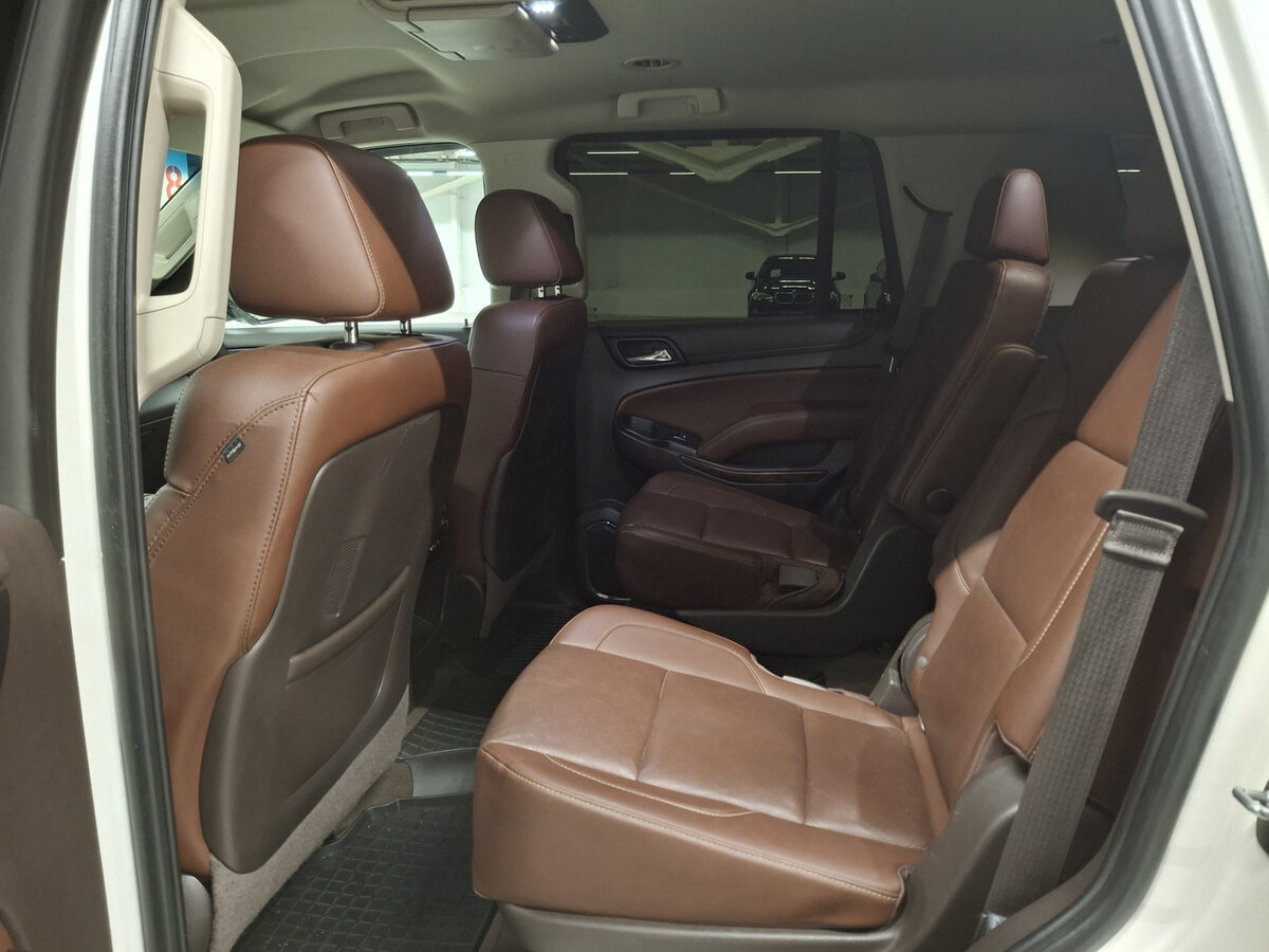 Купить Chevrolet Tahoe с пробегом. Фото: #11