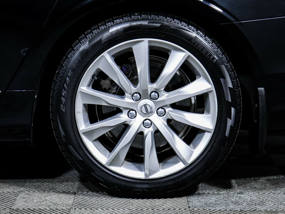 Купить Volvo S90 с пробегом. Фото: #11