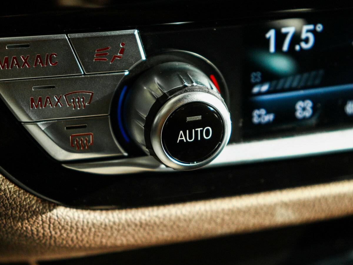 Купить BMW 5 серии с пробегом. Фото: #31