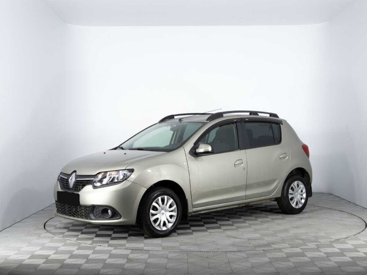 Купить Renault Sandero с пробегом. Посмотреть фото