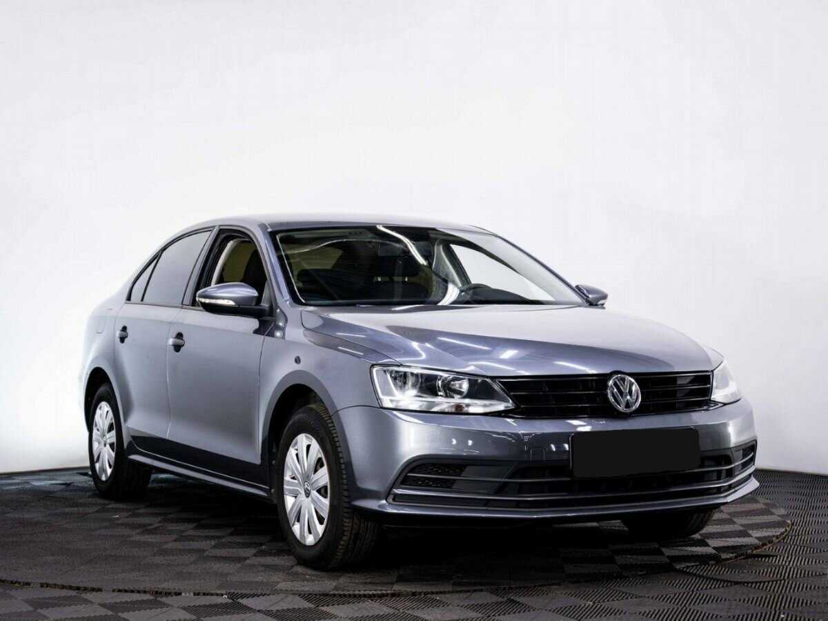 Купить Volkswagen Jetta с пробегом. Фото: #2
