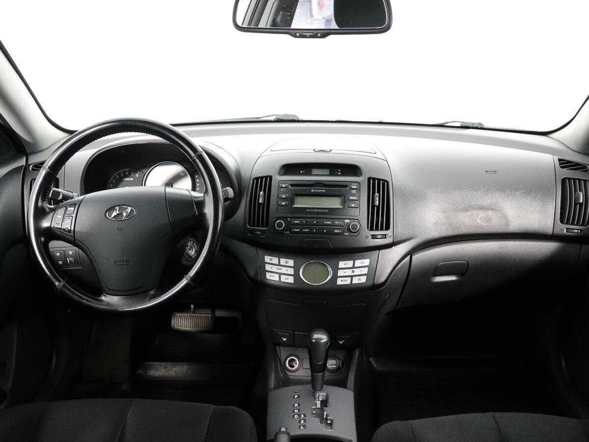Купить Hyundai Elantra с пробегом. Фото: #12