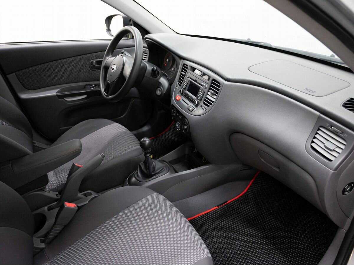 Купить Kia Rio с пробегом. Фото: #10