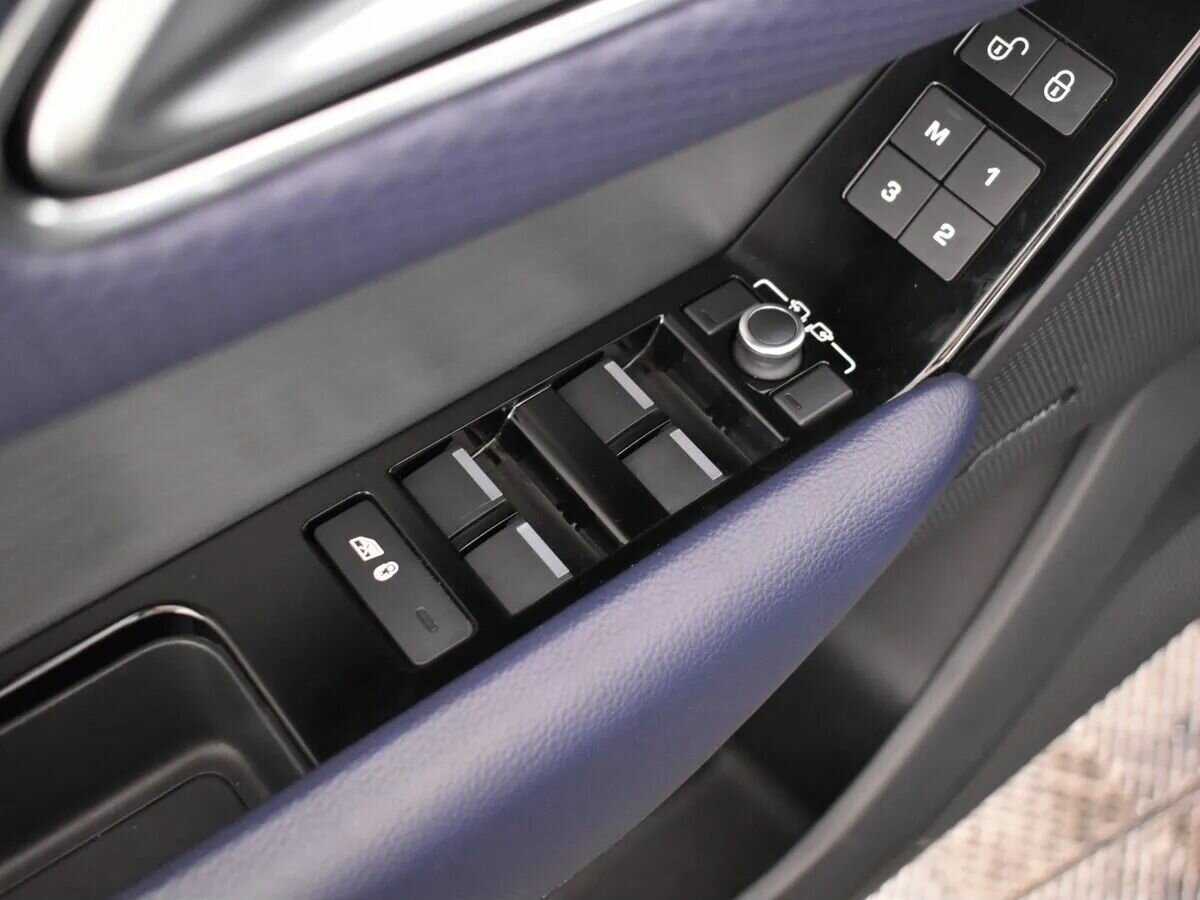 Купить Land Rover Range Rover Velar с пробегом. Фото: #8