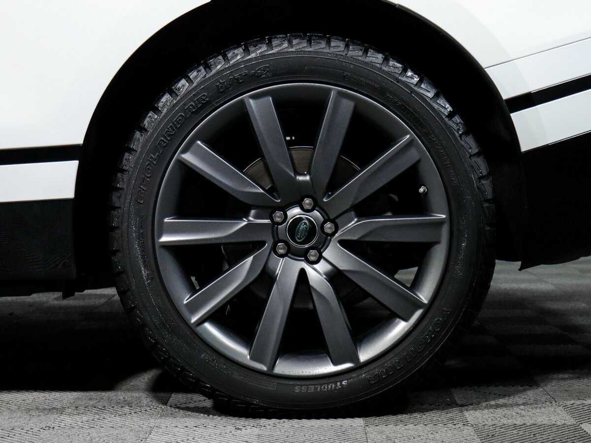 Купить Land Rover Range Rover Velar с пробегом. Фото: #11