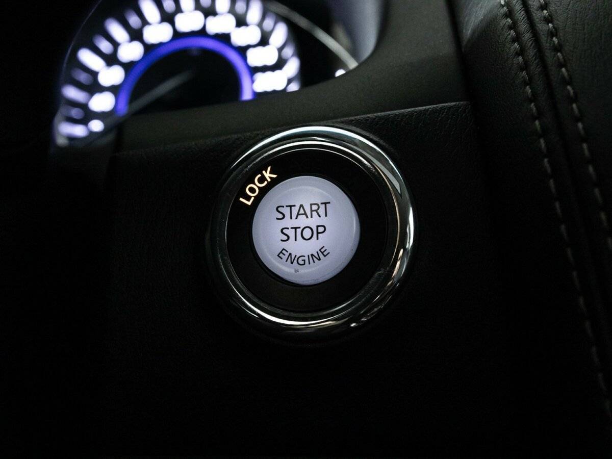 Купить Infiniti QX80 с пробегом. Фото: #27