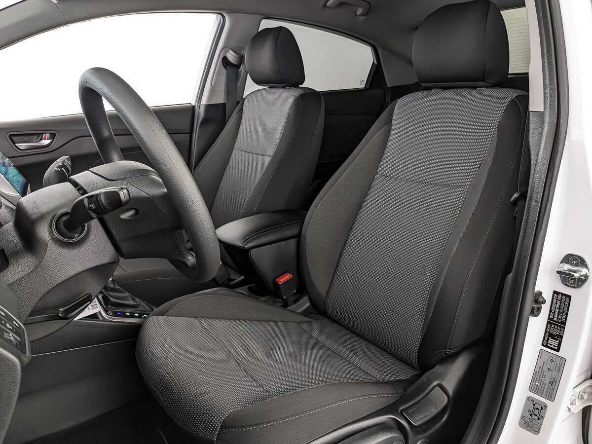 Купить Hyundai Solaris с пробегом. Фото: #15