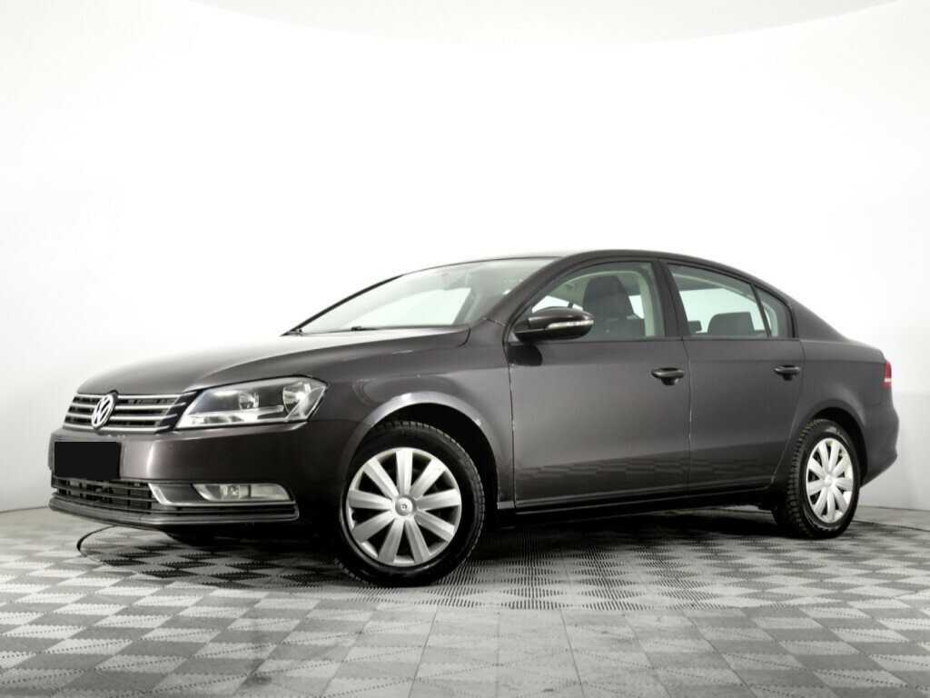Купить Volkswagen Passat с пробегом. Посмотреть фото