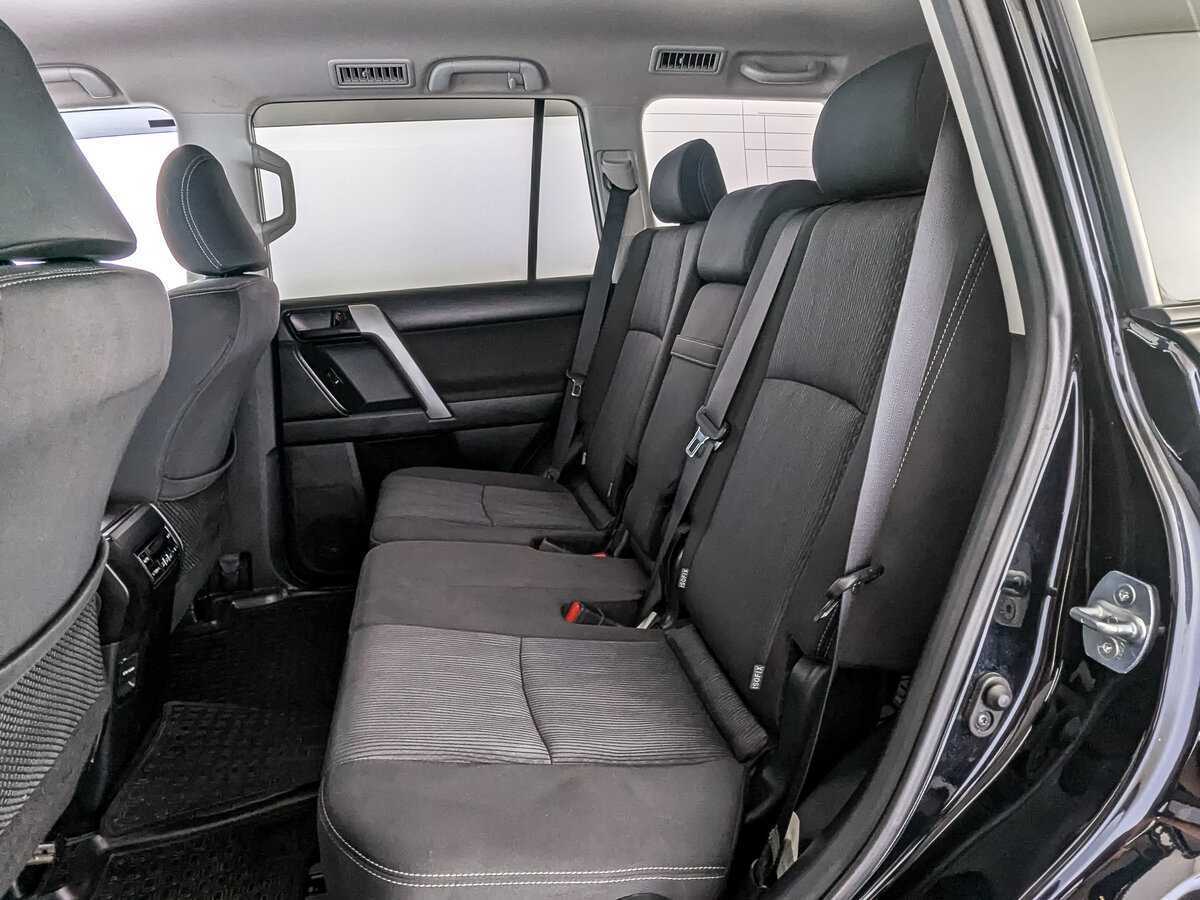 Купить Toyota Land Cruiser Prado с пробегом. Фото: #12