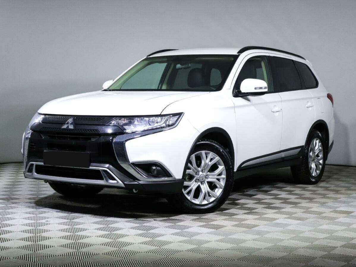 Купить Mitsubishi Outlander с пробегом. Посмотреть фото