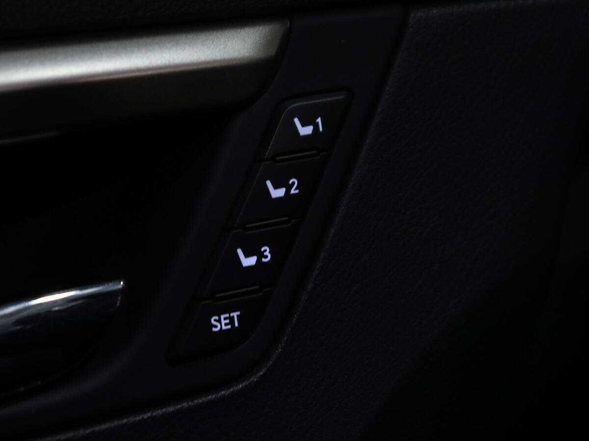 Купить Lexus RX с пробегом. Фото: #27