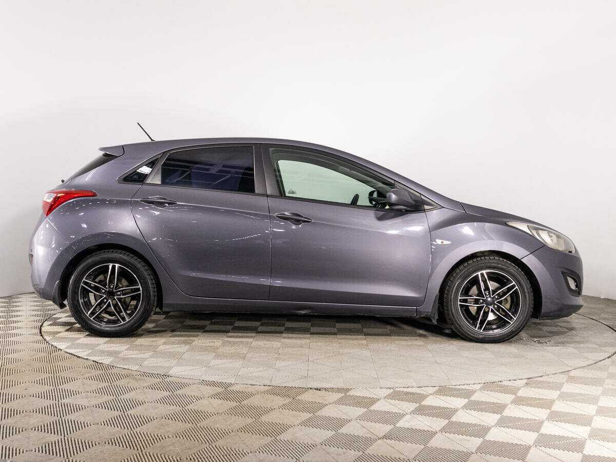 Купить Hyundai i30 с пробегом. Фото: #3