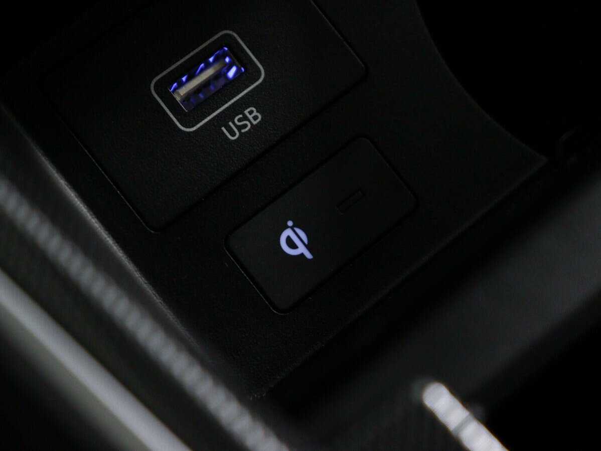 Купить Hyundai Santa Fe с пробегом. Фото: #23