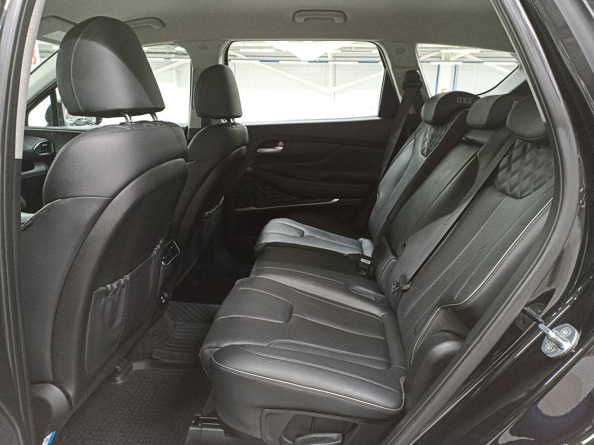 Купить Hyundai Santa Fe с пробегом. Фото: #11