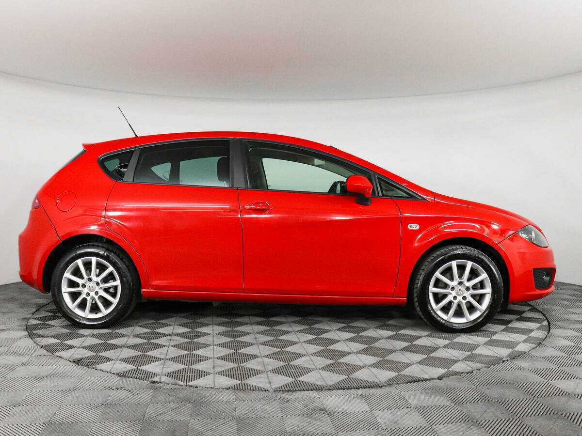 Купить SEAT Leon с пробегом. Фото: #2
