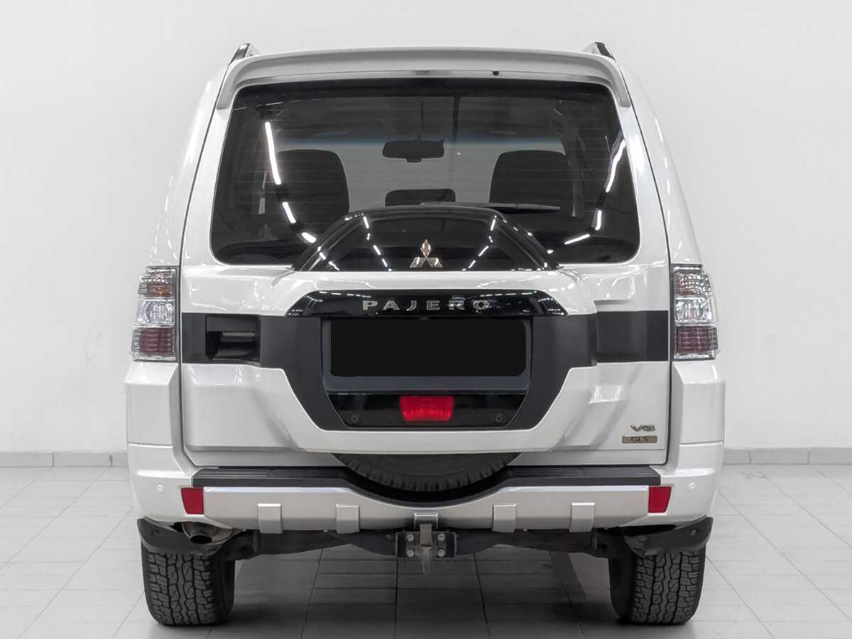 Купить Mitsubishi Pajero с пробегом. Фото: #5