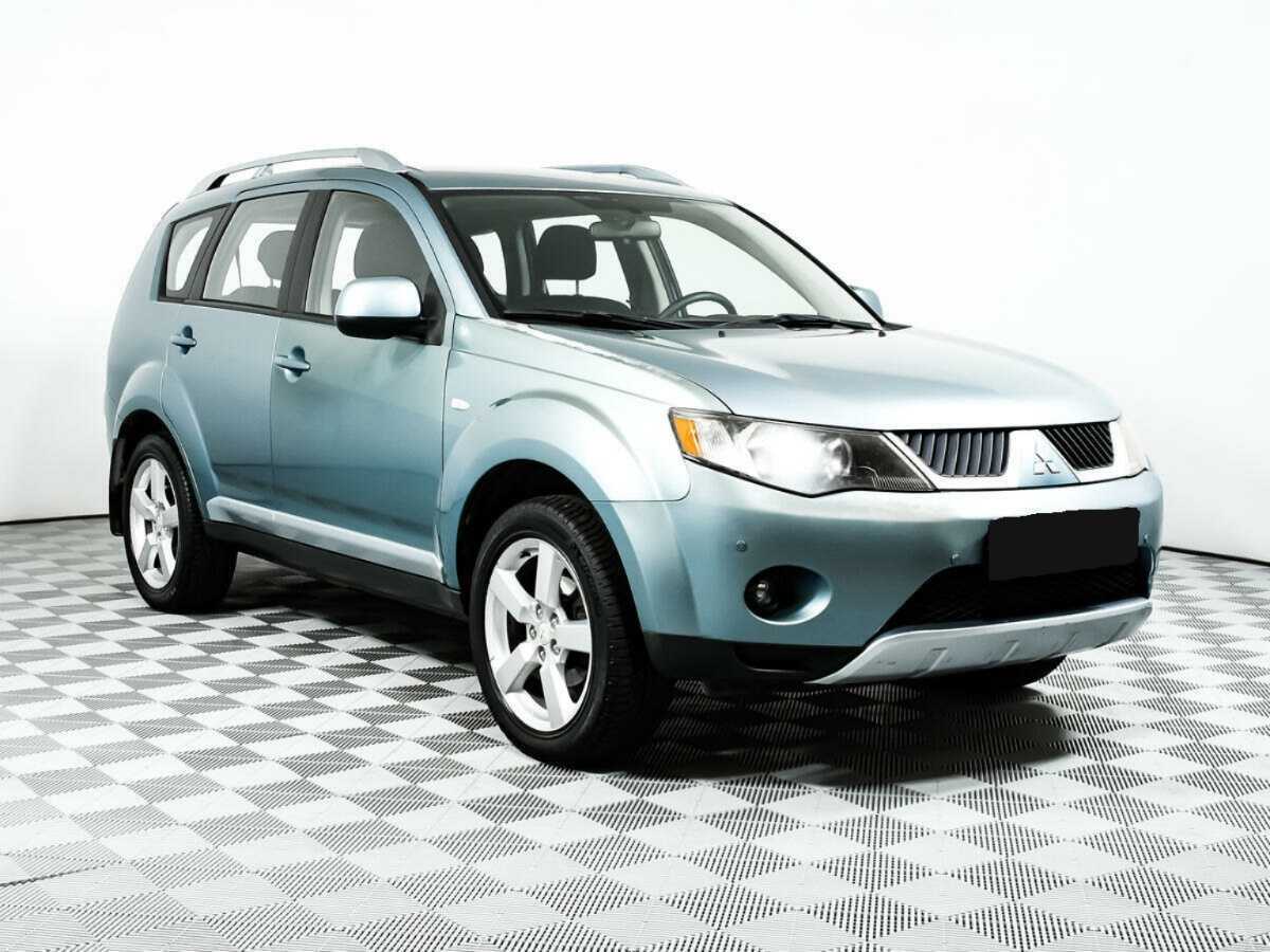 Купить Mitsubishi Outlander с пробегом. Фото: #2