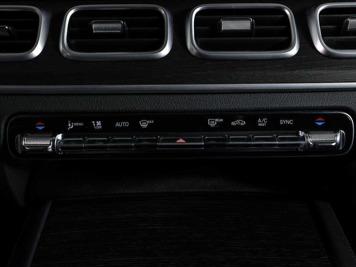 Купить Mercedes-Benz GLE с пробегом. Фото: #17