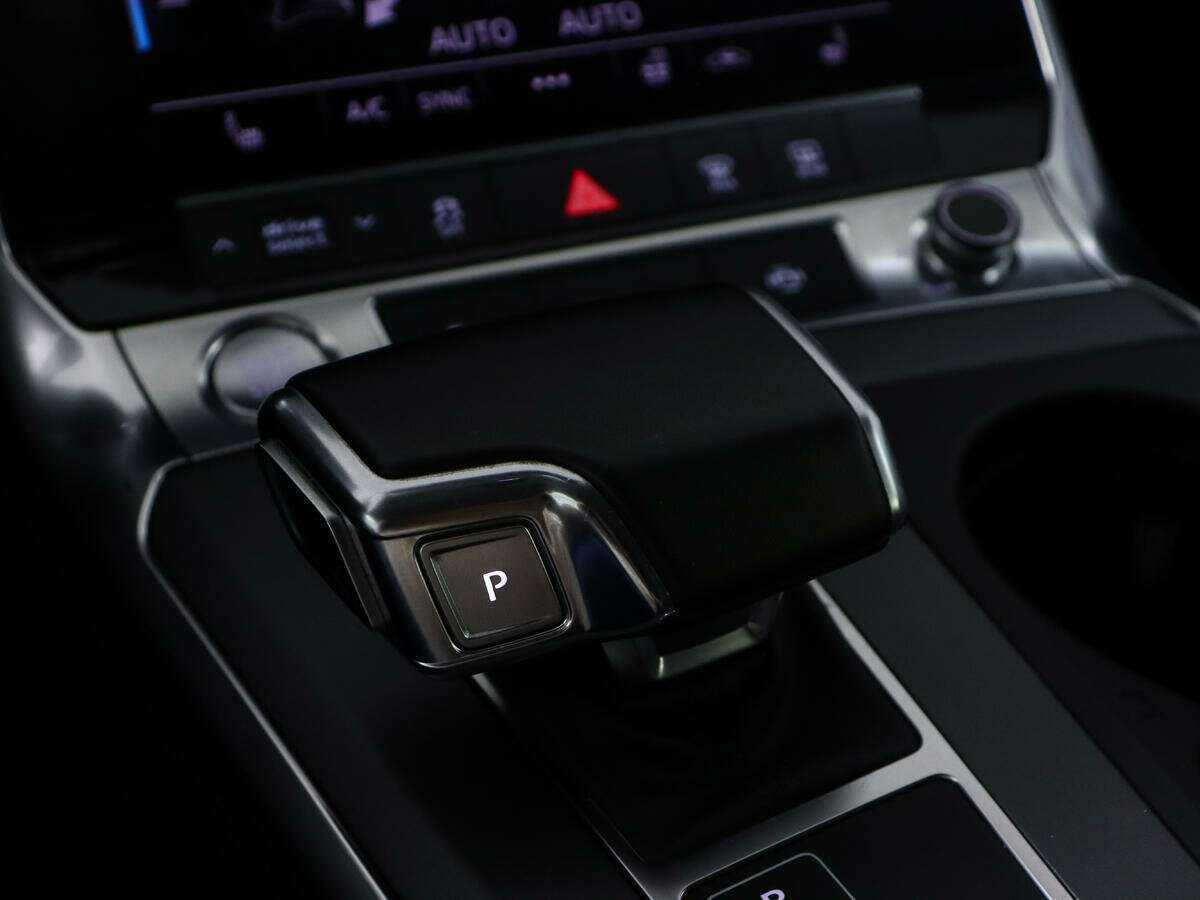 Купить Audi A6 с пробегом. Фото: #16
