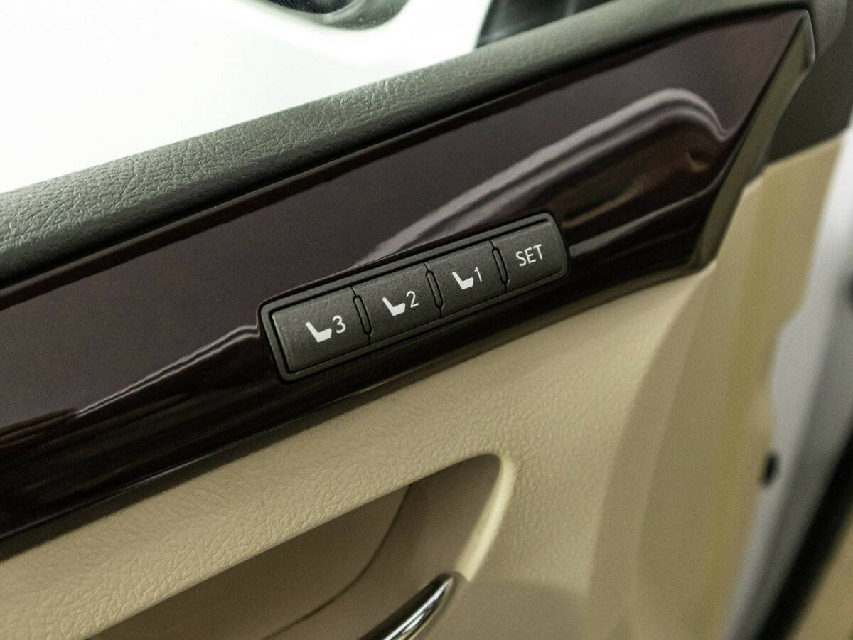 Купить Lexus LX с пробегом. Фото: #16