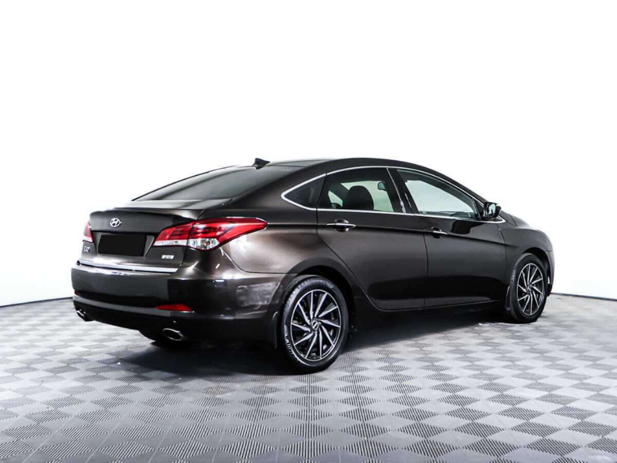 Купить Hyundai i40 с пробегом. Фото: #4