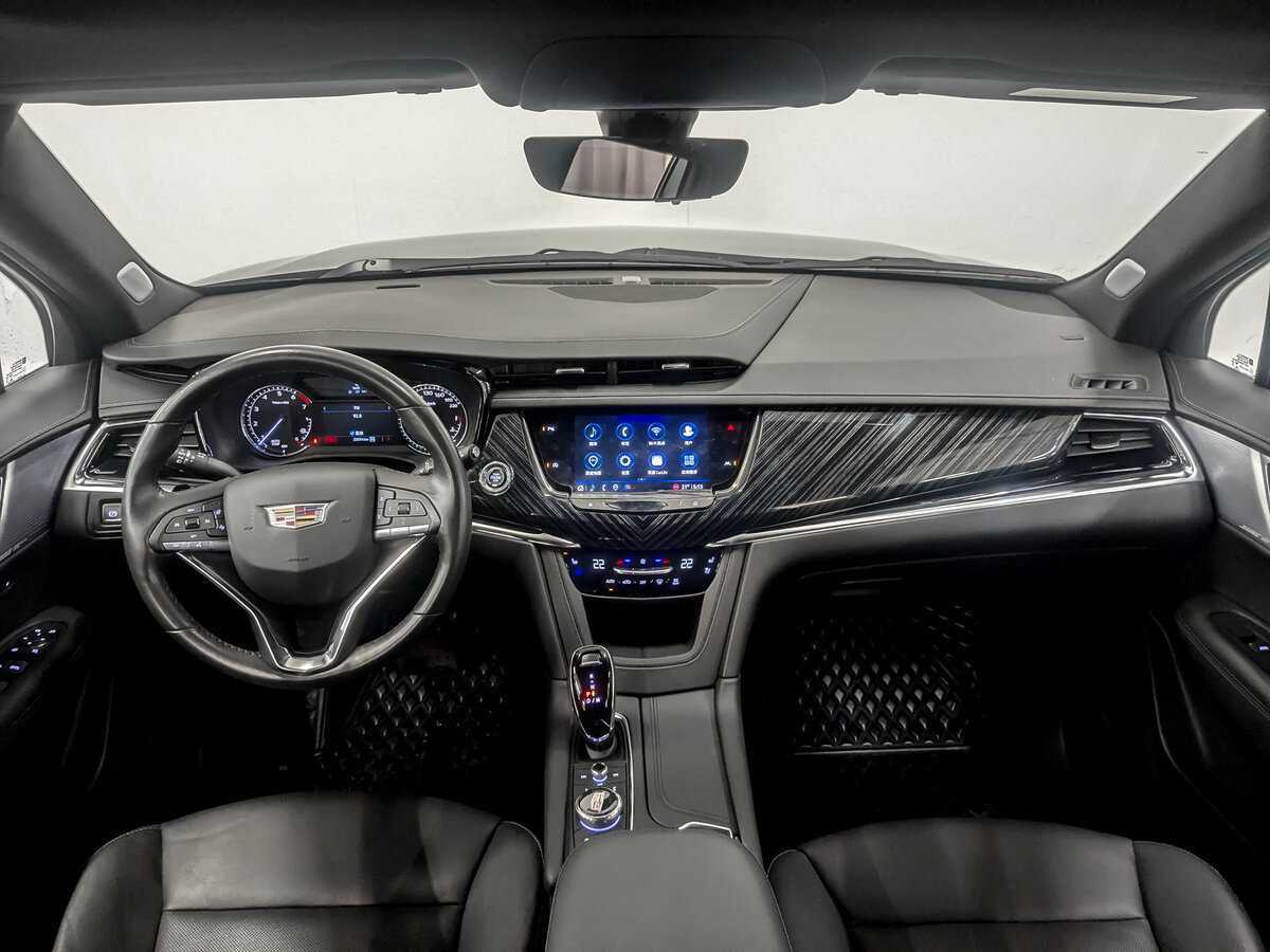 Купить Cadillac XT6 с пробегом. Фото: #13