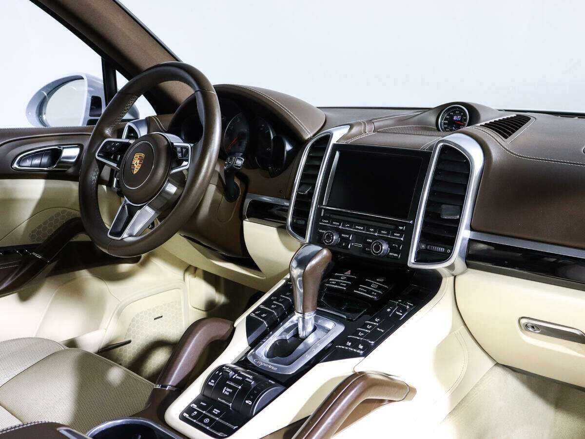 Купить Porsche Cayenne с пробегом. Фото: #8
