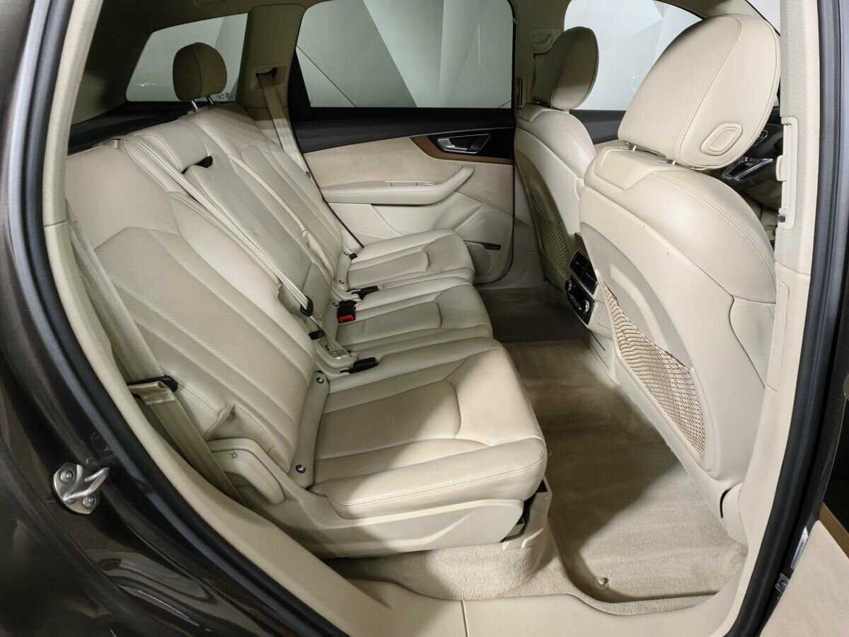 Купить Audi Q7 с пробегом. Фото: #11