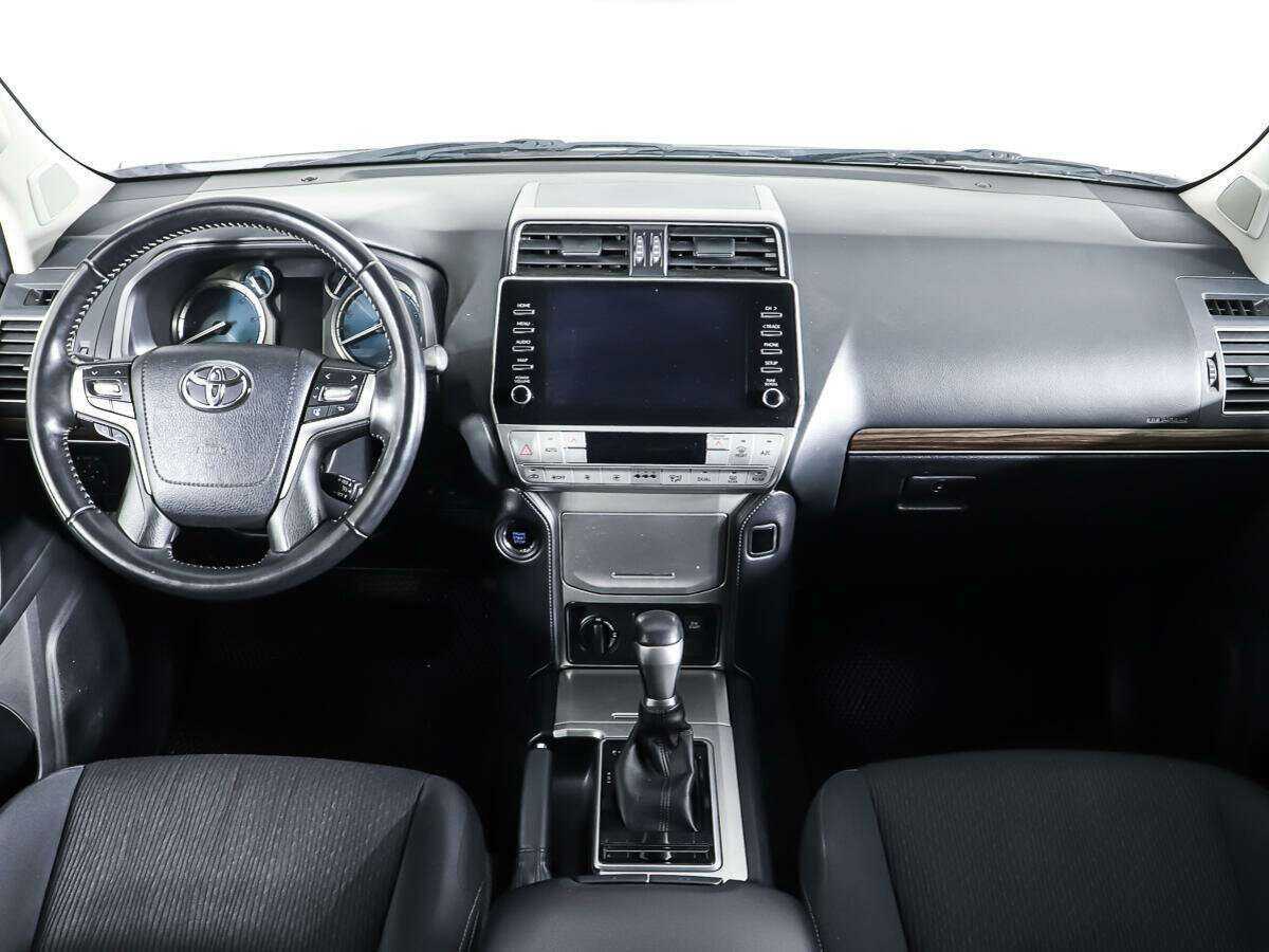 Купить Toyota Land Cruiser Prado с пробегом. Фото: #10