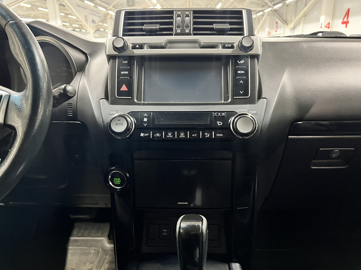 Купить Toyota Land Cruiser Prado с пробегом. Фото: #14