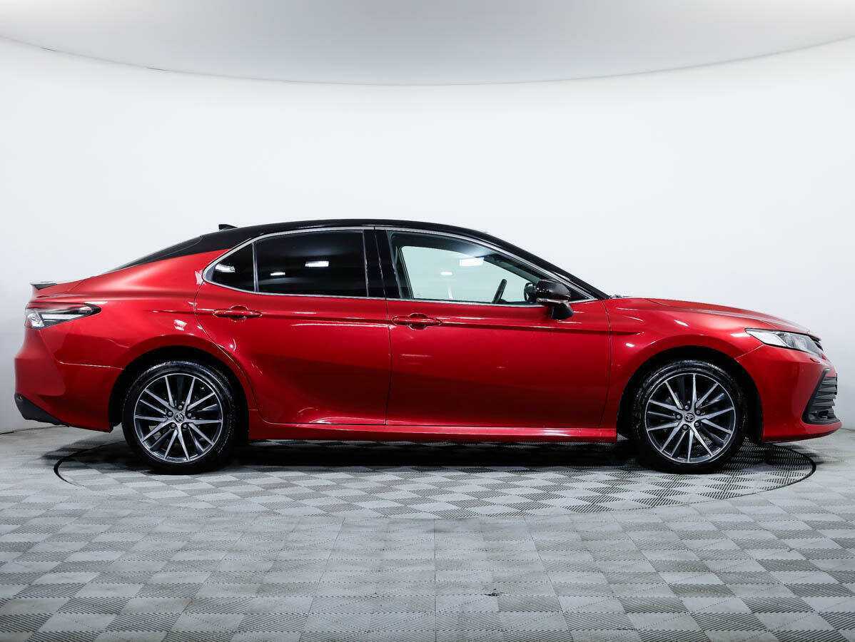 Купить Toyota Camry с пробегом. Фото: #2