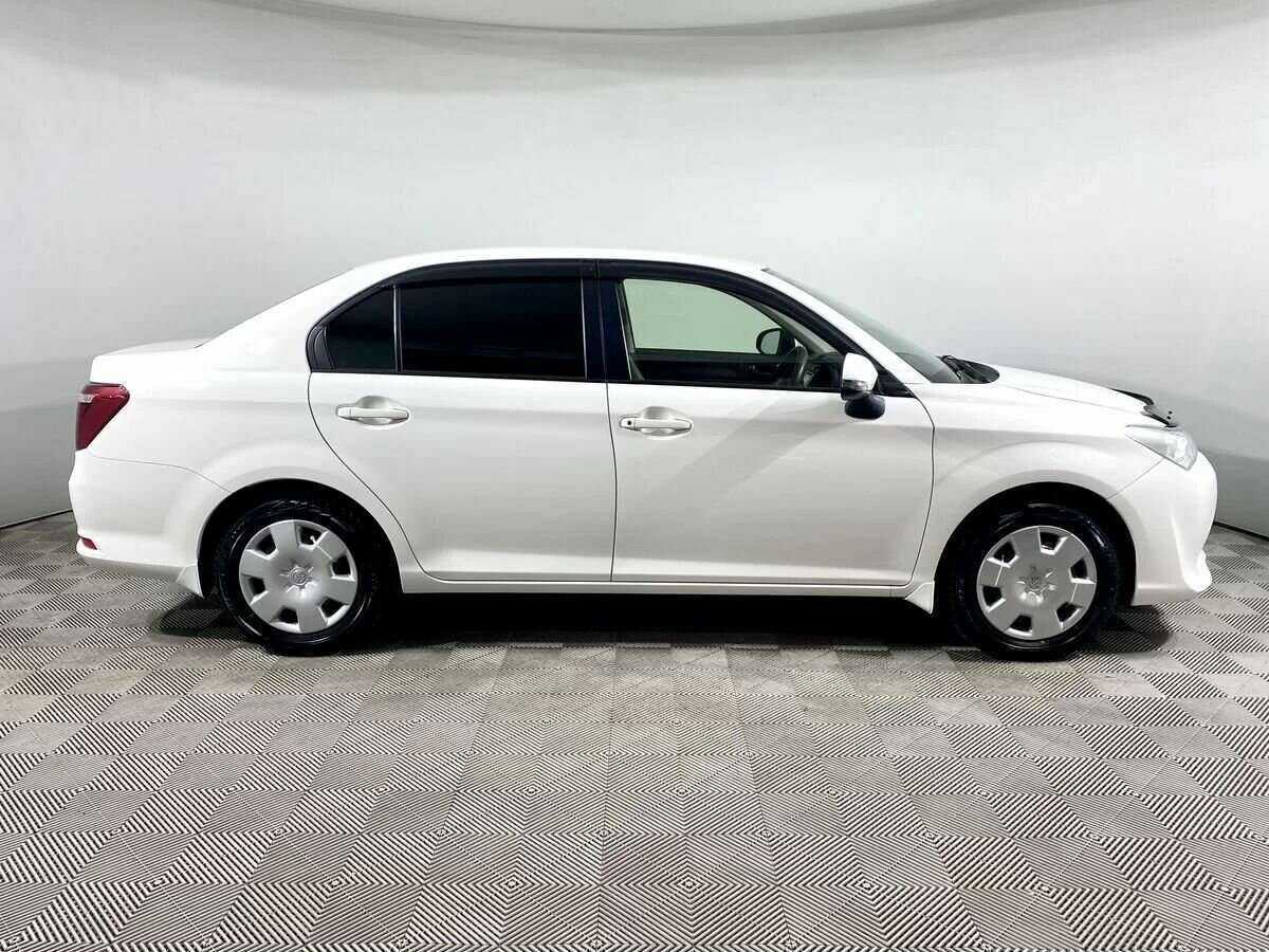 Купить Toyota Corolla с пробегом. Фото: #2