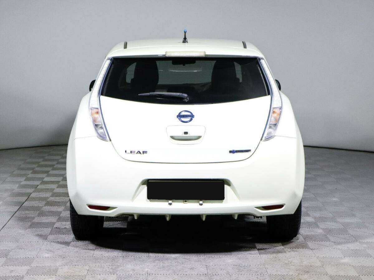 Купить Nissan Leaf с пробегом. Фото: #4