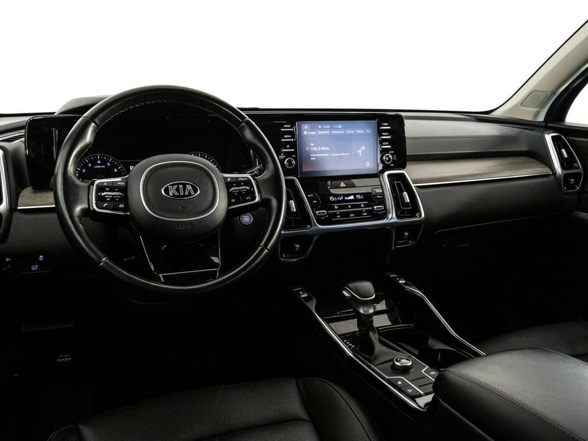 Купить Kia Sorento с пробегом. Фото: #8