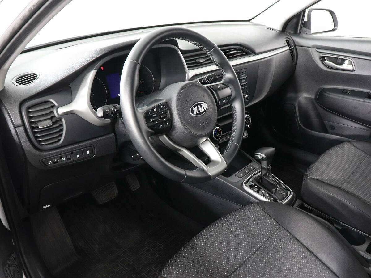 Купить Kia Rio с пробегом. Фото: #8