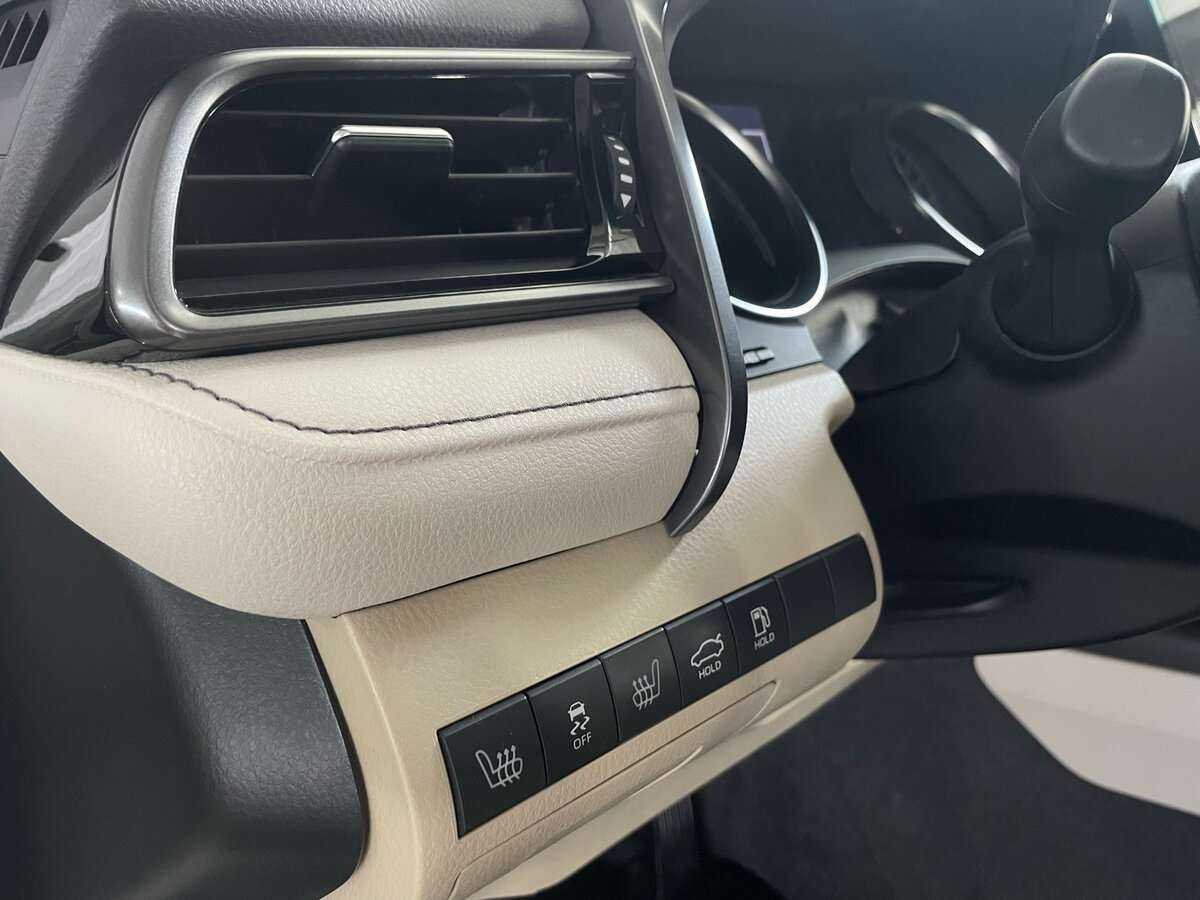Купить Toyota Camry с пробегом. Фото: #14