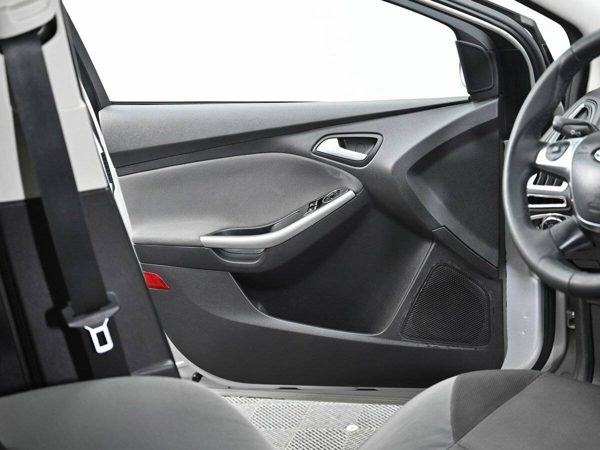 Купить Ford Focus с пробегом. Фото: #5