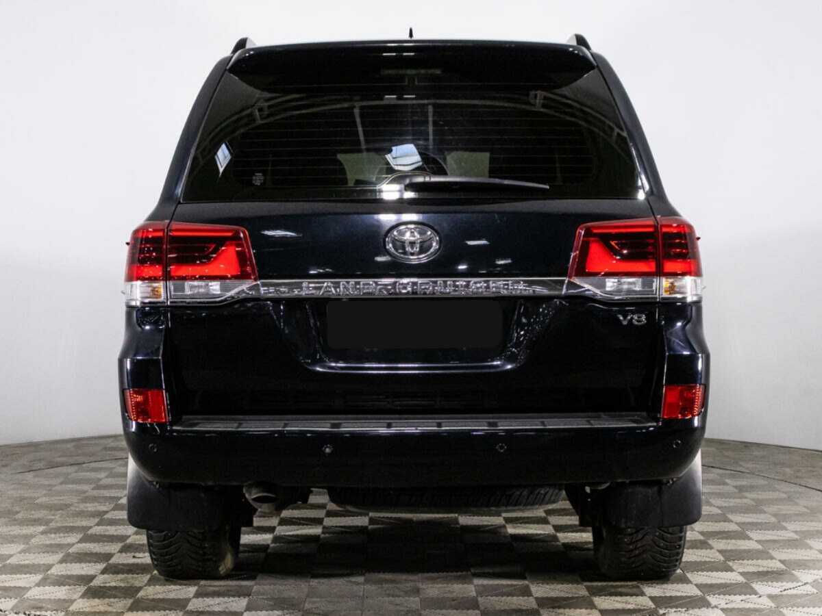 Купить Toyota Land Cruiser с пробегом. Фото: #5