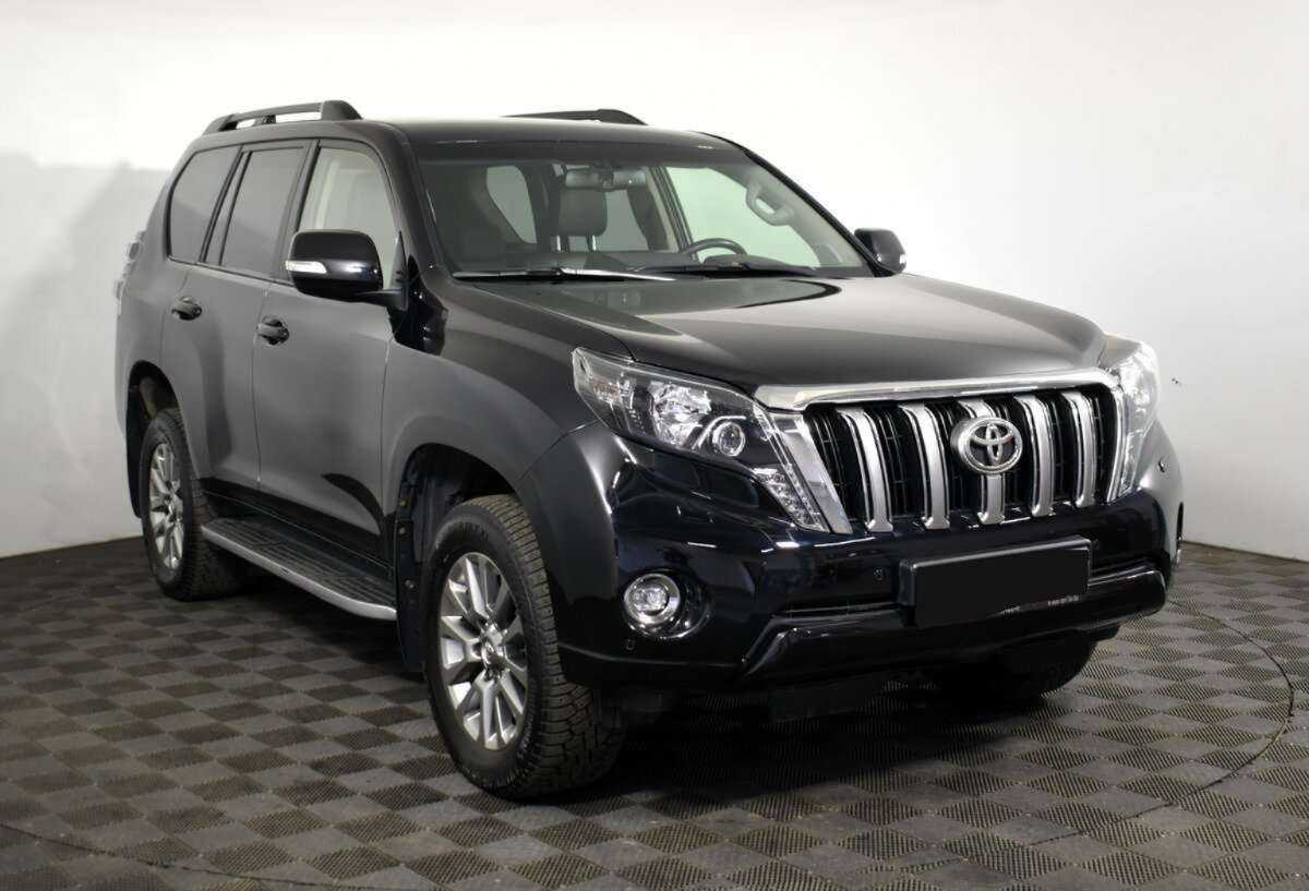 Купить Toyota Land Cruiser Prado с пробегом. Фото: #2