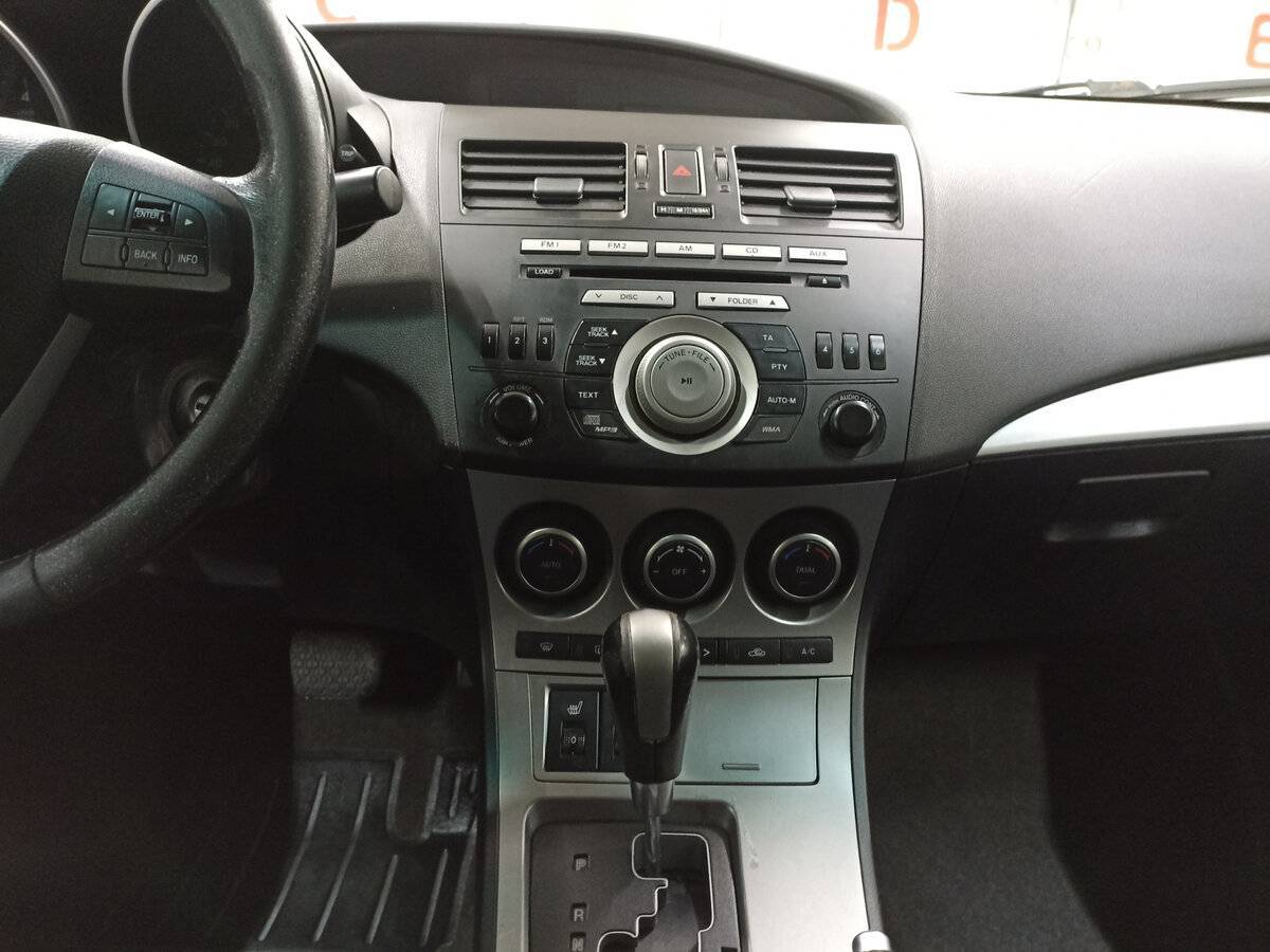 Купить Mazda 3 с пробегом. Фото: #14