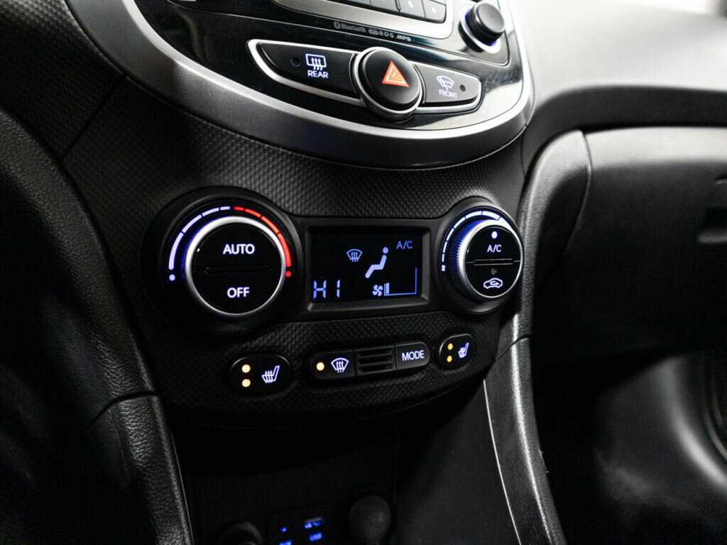 Купить Hyundai Solaris с пробегом. Фото: #15